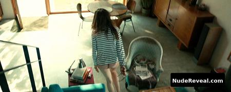 LAETITIA CASTA nude in Do Not Disturb