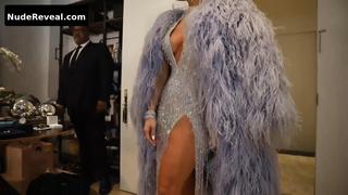 JENNIFER LOPEZ nude in Fashion Moments
