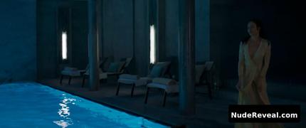 OLGA KURYLENKO nude in Les Traducteurs