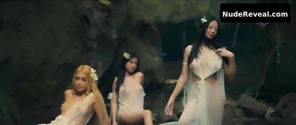 AIVY RODRIGUEZ nude in Virgin Forest