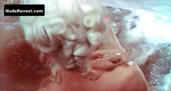 MAMIE VAN DOREN nude in 3 Nuts in Search of a Bolt