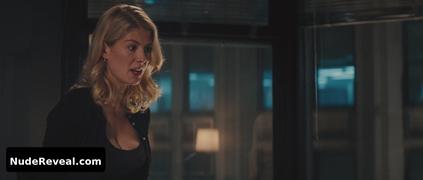 ROSAMUND PIKE nude in Jack Reacher