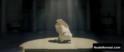 ECE YUKSEL nude in Three Thousand Years of Longing