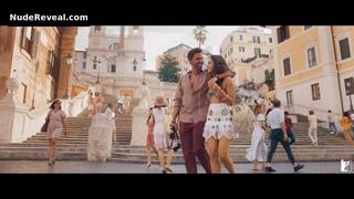 KIARA ADVANI nude in War 2