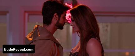 URVASHI RAUTELA nude in Hate Story 4