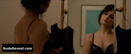 JENNY SLATE nude in Aardvark
