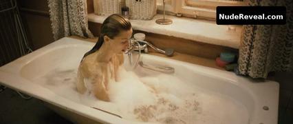 AGNIESZKA GROCHOWSKA nude in Shameless
