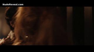 BLAKE LIVELY nude in It Ends with Us