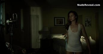 AGNIESZKA GROCHOWSKA nude in American Dream