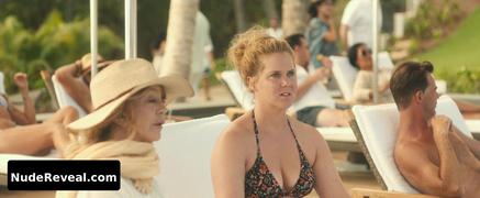 AMY SCHUMER nude in Snatched