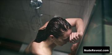 KATARZYNA WAJDA nude in The Thaw