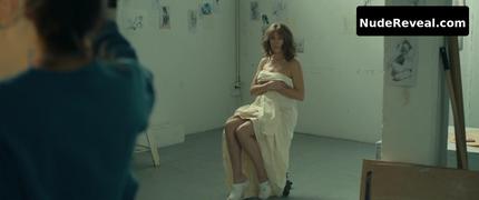 KARIN VIARD nude in Maria Reve