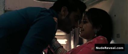 PARINEETI CHOPRA nude in Ishaqzaade
