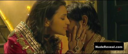PARINEETI CHOPRA nude in Shuddh Desi Romance