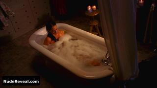 JENNIFER LOVE HEWITT nude in Ghost Whisperer