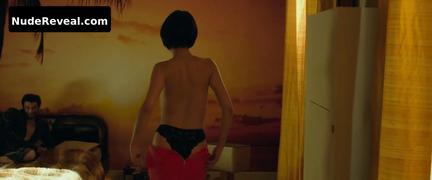 NOEMIE MERLANT nude in Des lendemains qui chantent