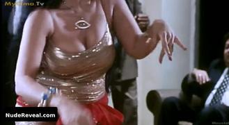 SOMAYA EL KHASHAB nude in Hena Maysara