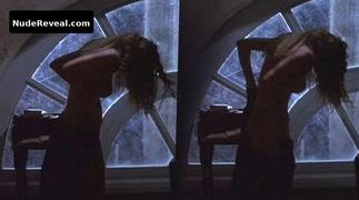 UMA THURMAN nude in Vatel