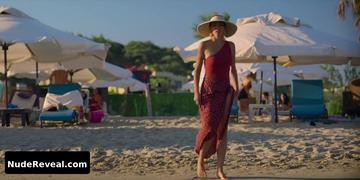 TUBA BUYUKUSTUN nude in Another Self