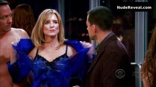 COURTNEY THORNE-SMITH nude in Two and a Half Men