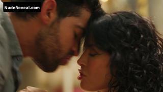 ESSINED APONTE nude in Escupire Sobre Sus Tumbas