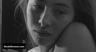 ISILD LE BESCO nude in A tout de suite