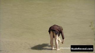 HOLLIDAY GRAINGER nude in Bonnie and Clyde