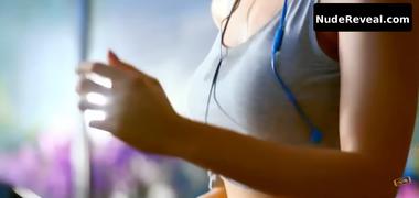 KIARA ADVANI nude in Vinaya Vidheya Rama