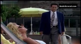 LISA VANDERPUMP nude in Silk Stalkings