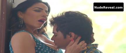 MAAHI KHAN nude in Vasu