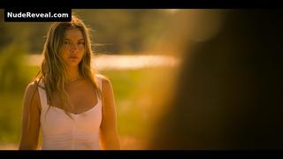 MADELYN CLINE nude in Outer Banks