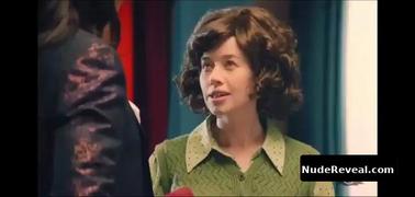 ANNA POPPLEWELL nude in The Gallery