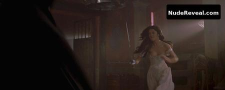 CATHERINE ZETA-JONES nude in The Mask of Zorro