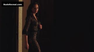 LEONOR WATLING nude in Unauthorized Living