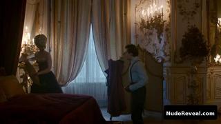 STEFANIE MARTINI nude in Emerald City