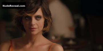MACARENA GOMEZ nude in Amor En Polvo