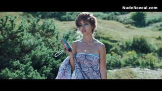 LYNA KHOUDRI nude in The Empire
