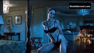 JAMIE LEE CURTIS nude in True Lies