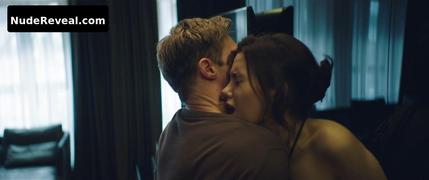 ANGELINA ZAGREBINA nude in Pochemu ty?