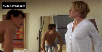 ELISABETH SHUE nude in Hollow Man