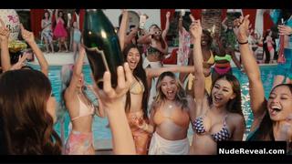 SHELLEY HENNIG nude in Obliterated