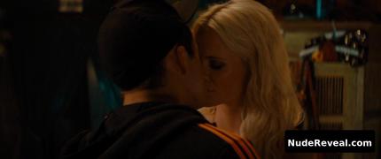 POPPY DELEVINGE nude in Kingsman: The Golden Circle
