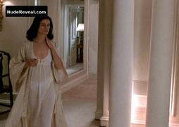 LINDA FIORENTINO nude in Jade