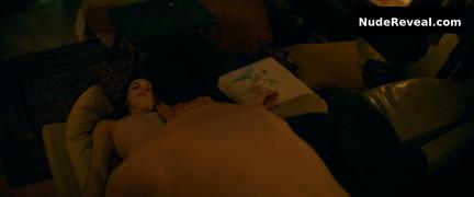 STACY MARTIN nude in Joueurs