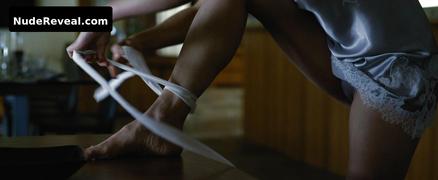 ROSAMUND PIKE nude in Gone Girl