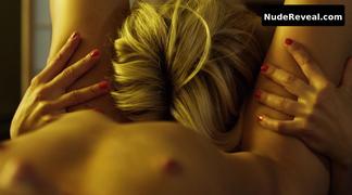CHELSEY REIST nude in Embrace of the Vampire