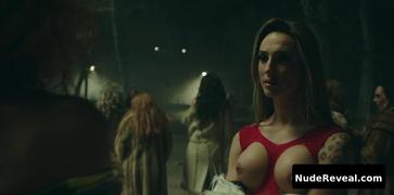 LARA MARTORELL nude in Veneno