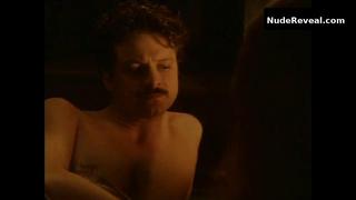 SAFFRON BURROWS nude in Circle of Friends