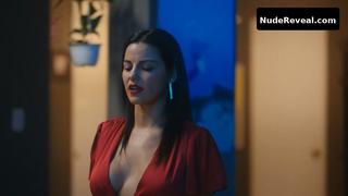 MARIMAR VEGA nude in El Juego de las Llaves