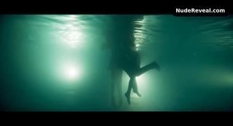 LAURA OSMA nude in Blocco 181